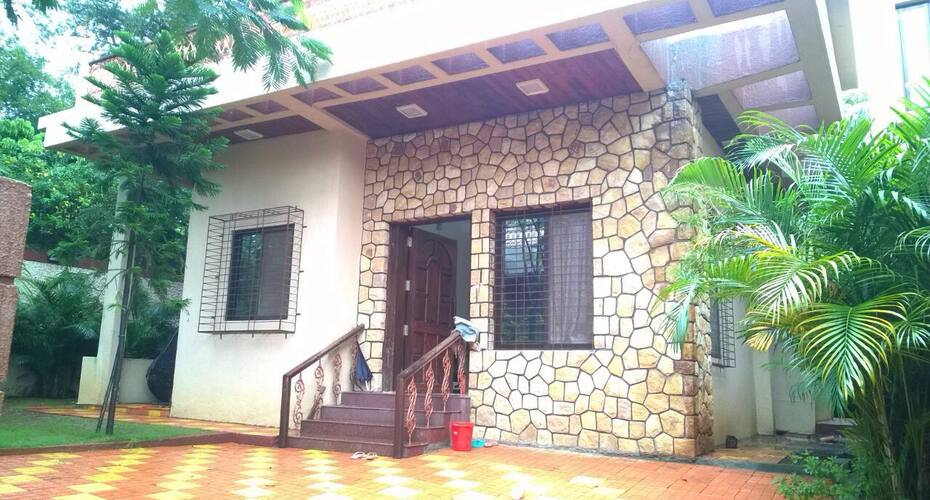 Hotel VDinc Villas, Lonavala 1